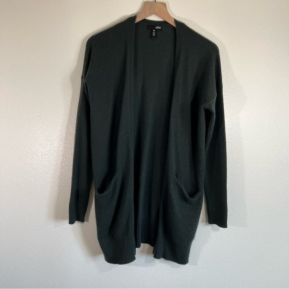 AQUA Cashmere Cardigan Olive Medium - Picture 1 of 7